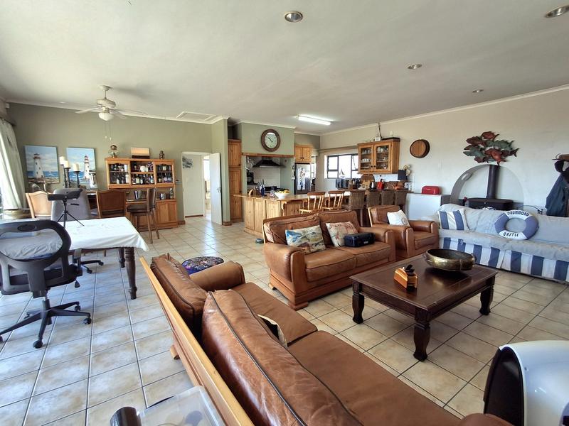 5 Bedroom Property for Sale in Duyker Eiland Western Cape